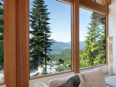 Breakfast Nook Photo of 2947 High Point Drive, Whistler, BC