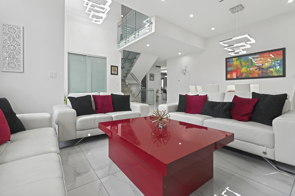 Dining Area Photo of 14517 72 Avenue, Surrey, BC