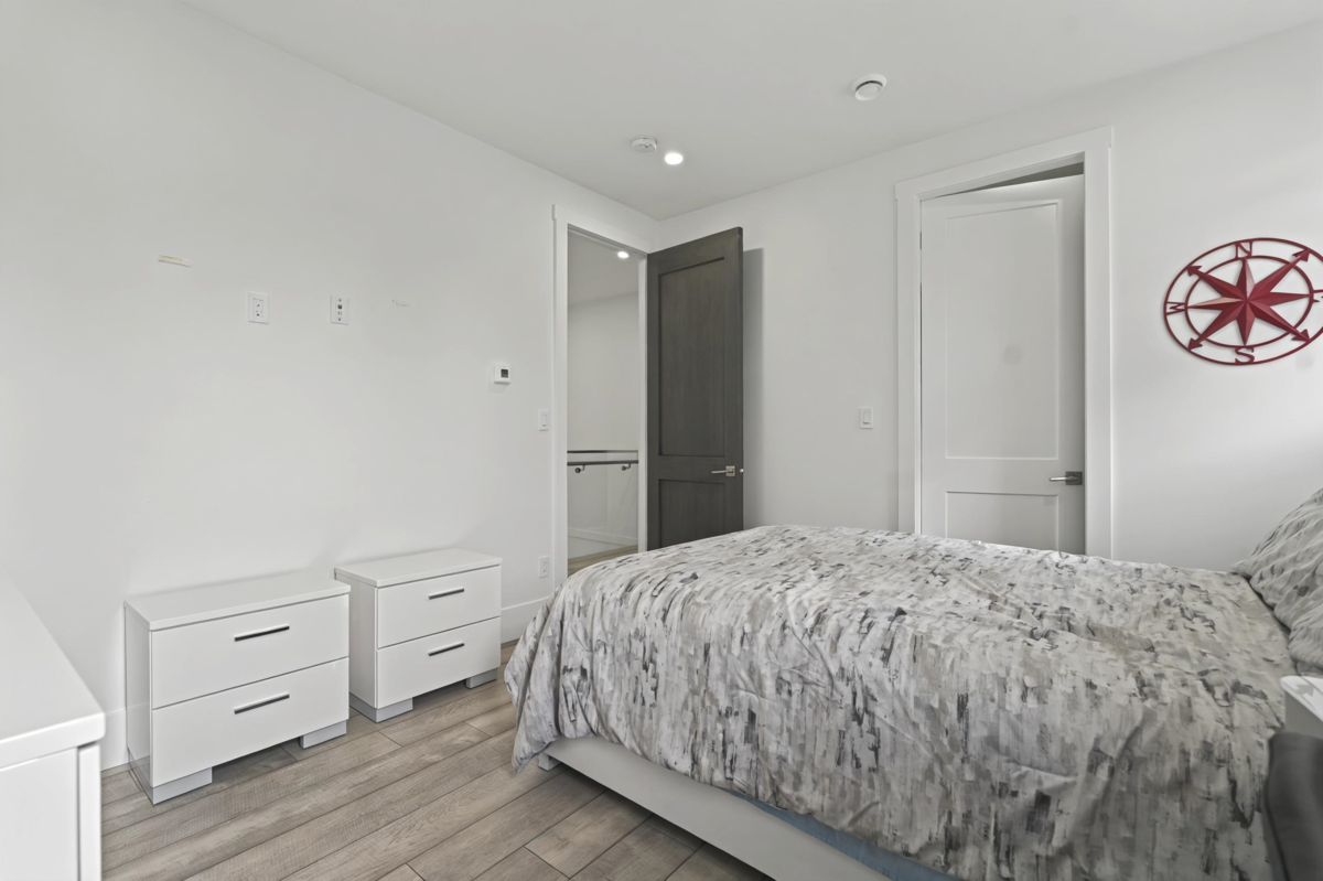 Hot Tub / Spa Photo of 14517 72 Avenue, Surrey, BC