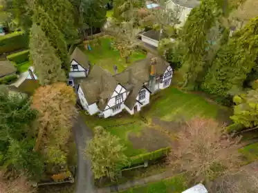 Neighborhood Park Photo Near 1678 Somerset Crescent, Vancouver, BC