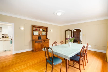 Kitchen Island Photo of 1678 Somerset Crescent, Vancouver, BC