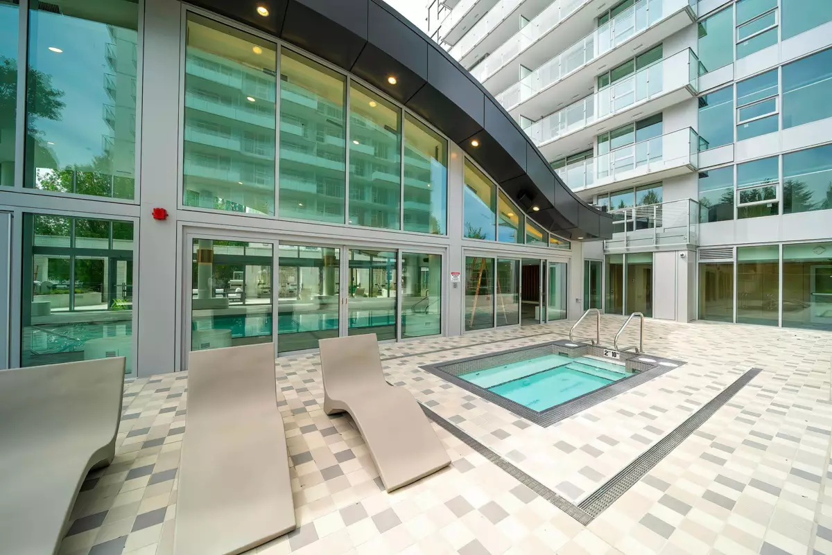 Powder Room Photo of 3301 13768 100 Avenue, Surrey, BC