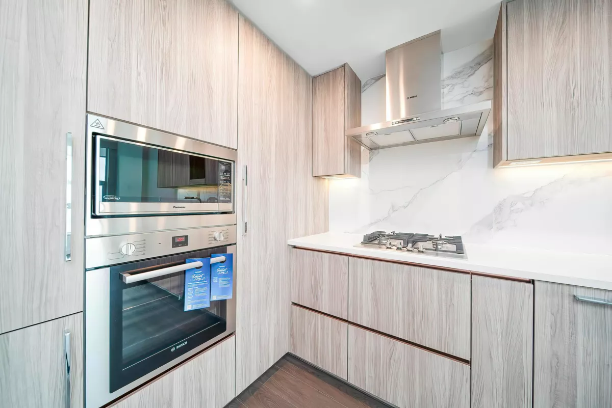 Staircase Photo of 3301 13768 100 Avenue, Surrey, BC