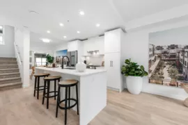 135 535 E 2nd Street, North Vancouver, BC