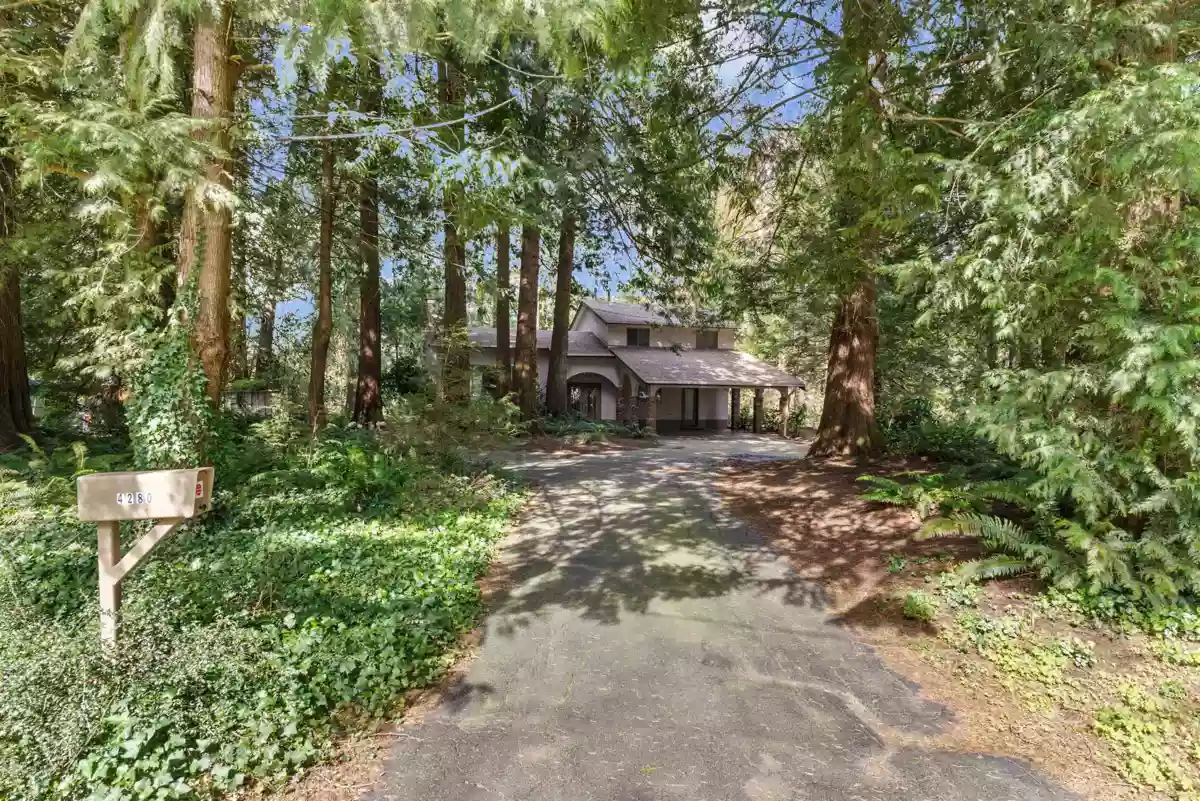 Living Room Photo of 4280 196b Street, Langley, BC