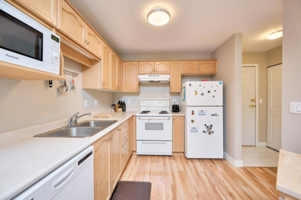 409 2615 Jane Street, Port Coquitlam, BC, Port Coquitlam — Apartment/Condo for sale