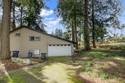 12385 New Mclellan Road, Surrey, BC, Surrey — Single Family Residence for sale