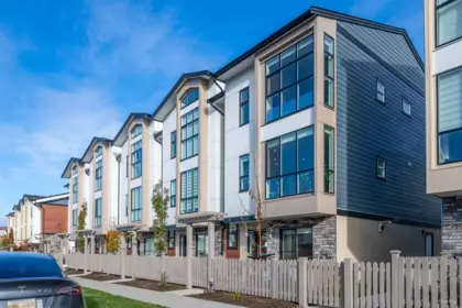 95 7670 207 Street, Langley, BC, Langley — Townhouse for sale