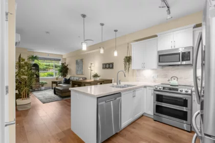 103 3585 146a Street, Surrey, BC, Surrey — Apartment/Condo for sale