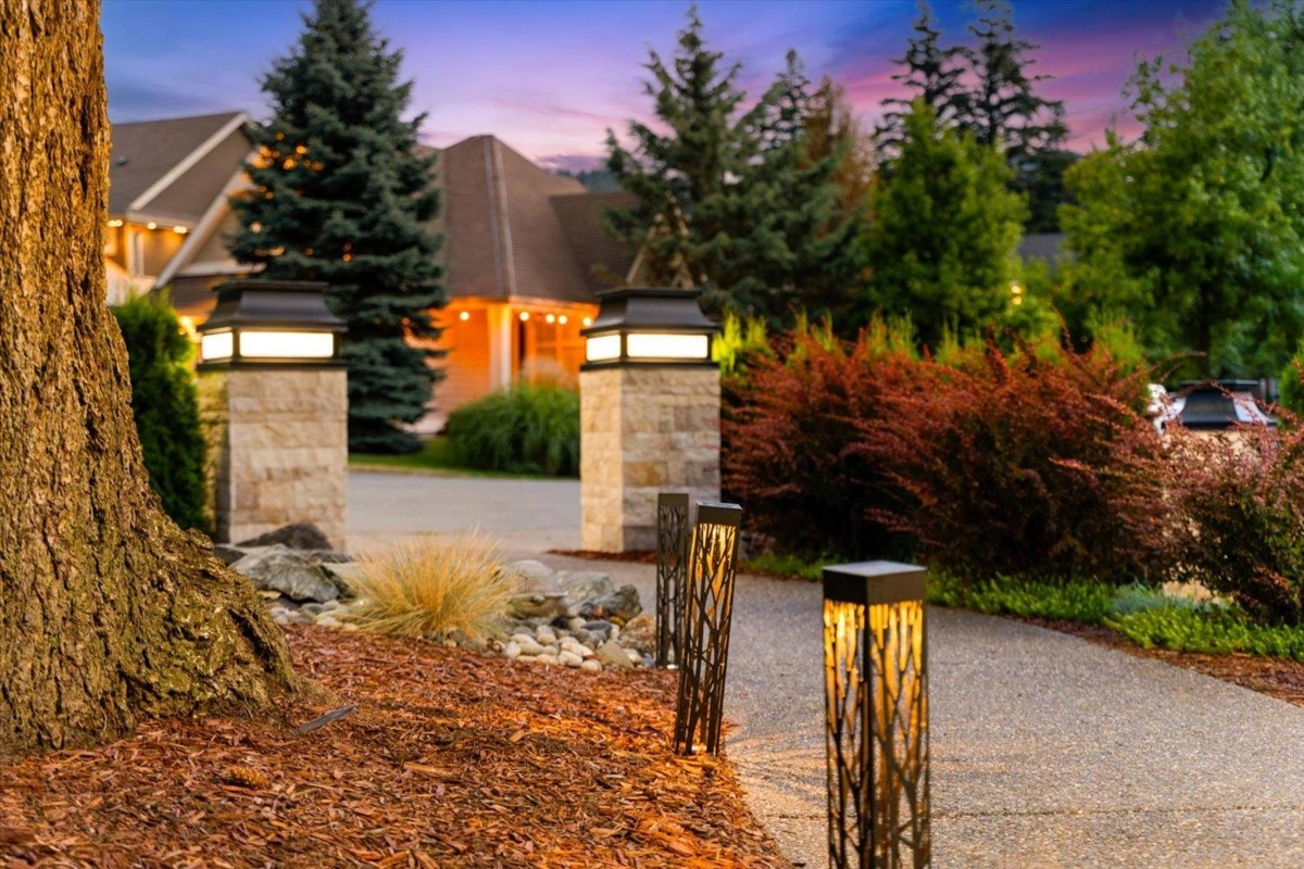 Fitness Center Photo Near 5948 Matsqui Street, Chilliwack, BC