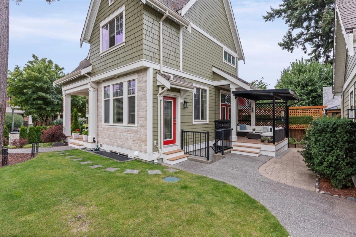 Hot Tub / Spa Photo of 5948 Matsqui Street, Chilliwack, BC