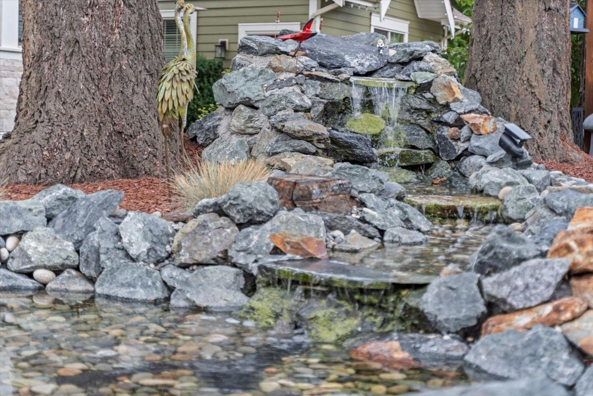Outdoor Deck Photo of 5948 Matsqui Street, Chilliwack, BC