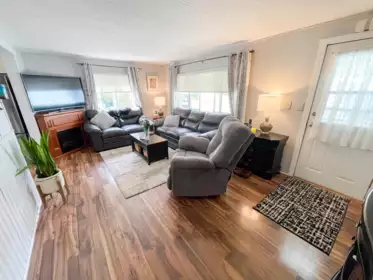 305 1840 160 Street, Surrey, BC, Surrey — Manufactured Home for sale