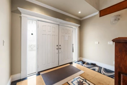 6832 Kilburn Place, Surrey, BC, Surrey — Single Family Residence for sale