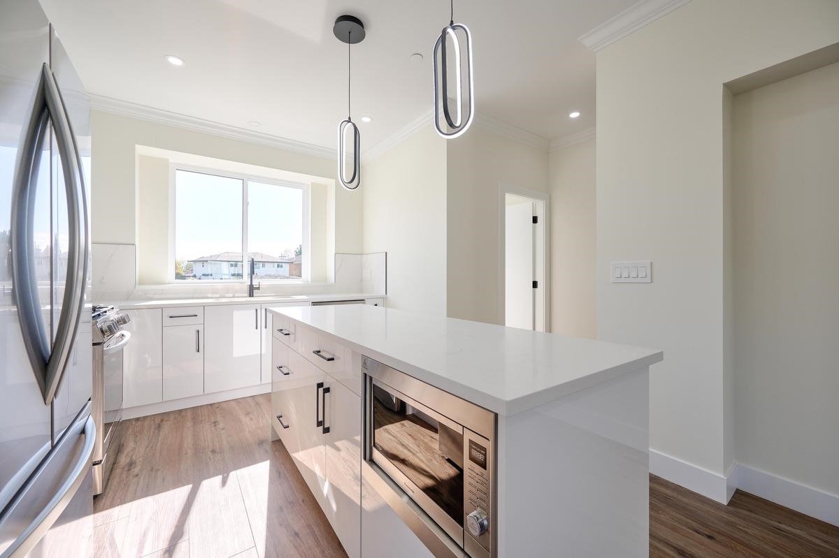 Primary Bedroom Photo of 25 1115 Roma Avenue, New Westminster, BC