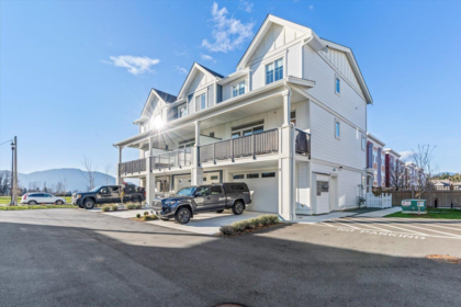 8 44405 Freshwater Drive, Chilliwack, BC, Chilliwack — Townhouse for sale
