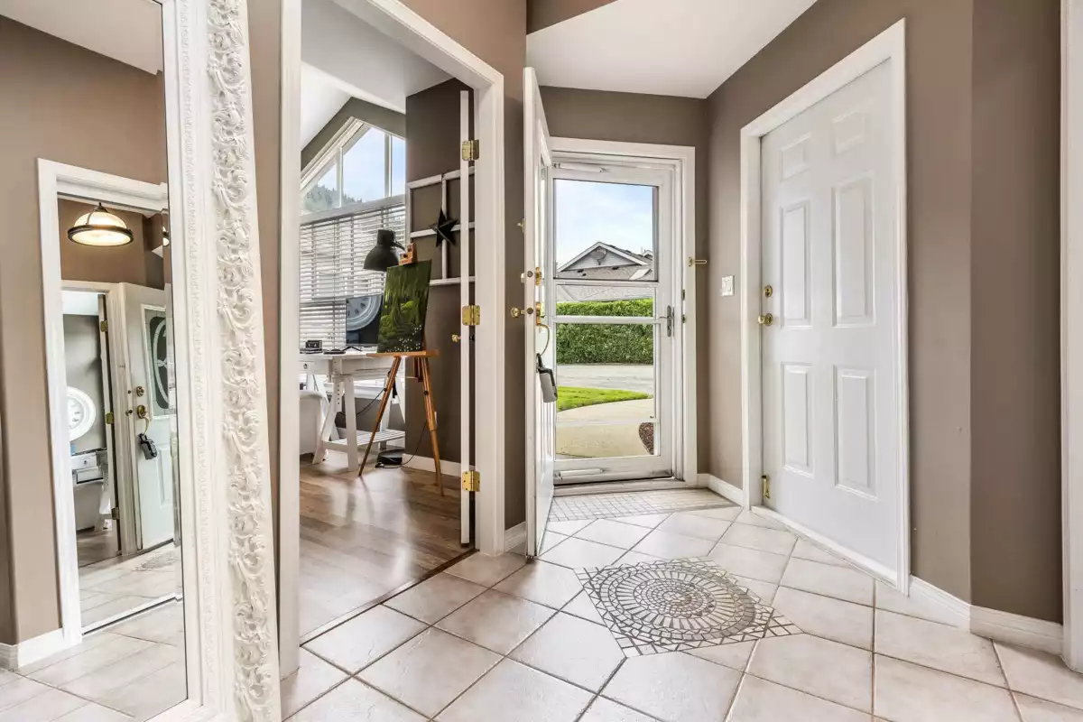 Family Room Photo of 17 730 Mccombs Drive, Harrison Hot Springs, BC