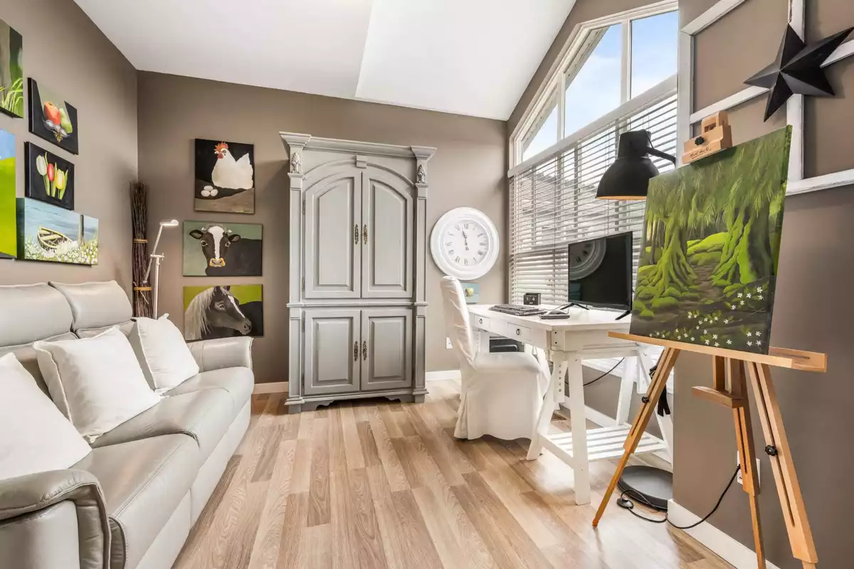 Kitchen Photo of 17 730 Mccombs Drive, Harrison Hot Springs, BC