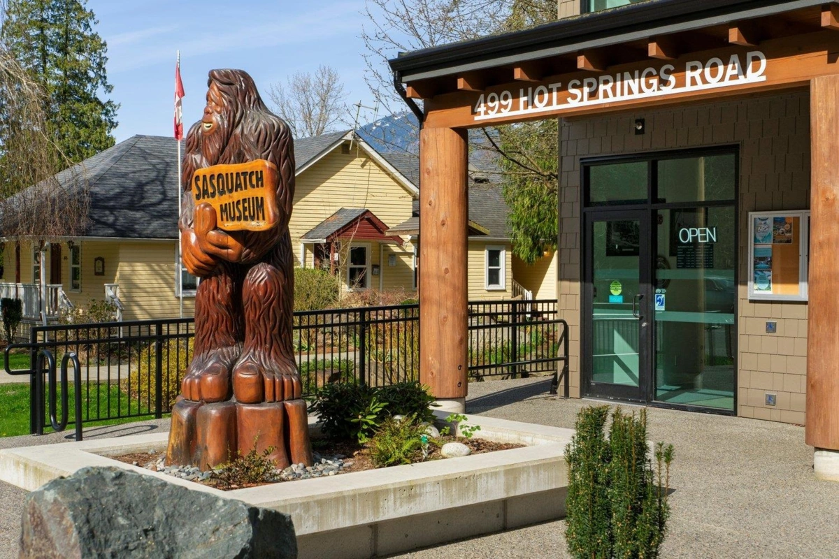 Neighborhood Park Photo Near 17 730 Mccombs Drive, Harrison Hot Springs, BC