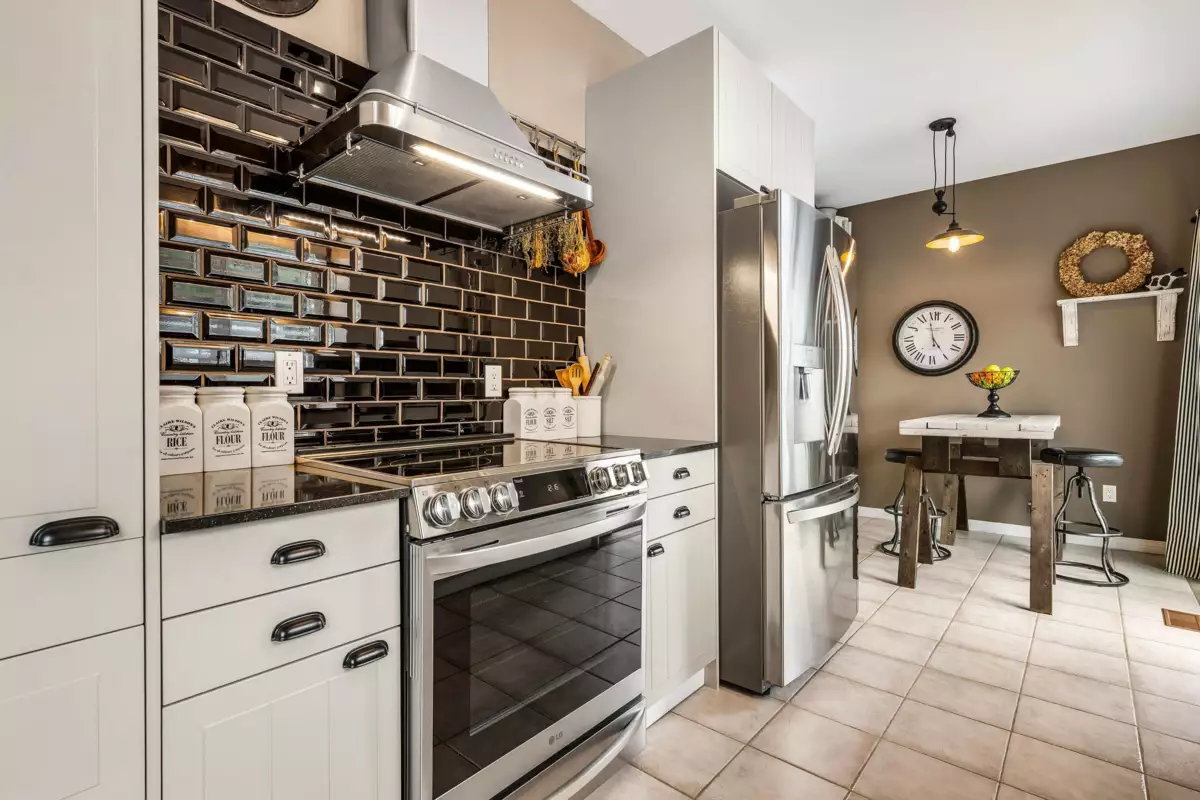 Powder Room Photo of 17 730 Mccombs Drive, Harrison Hot Springs, BC