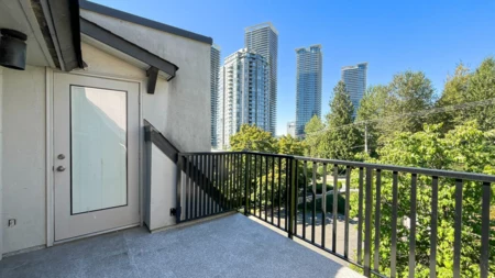Laundry Room Photo of 416 1945 Woodway Place, Burnaby, BC