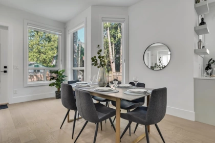 Breakfast Nook Photo of 12723 25 Avenue, Surrey, BC