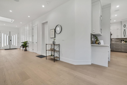 Dining Area Photo of 12723 25 Avenue, Surrey, BC