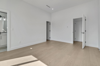 Entry Foyer Photo of 12723 25 Avenue, Surrey, BC
