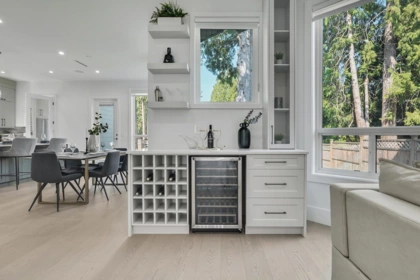 Kitchen Island Photo of 12723 25 Avenue, Surrey, BC
