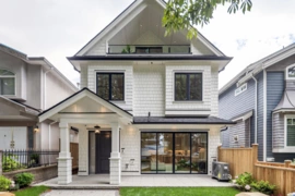 2 250 E 39th Avenue, Vancouver, BC
