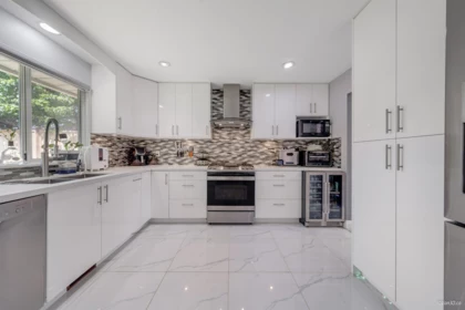 Kitchen Island Photo of 6841 142a Street, Surrey, BC