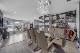 6841 142a Street, Surrey, BC