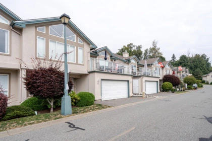 24 8590 Sunrise Drive, Chilliwack, BC, Chilliwack — Townhouse for sale