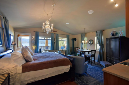 Bedroom 3 Photo of 7545 Islets Place, Sechelt, BC