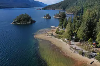 7545 Islets Place, Sechelt, BC, Sechelt — Single Family Residence for sale