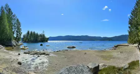 7545 Islets Place, Sechelt, BC, Sechelt — Single Family Residence for sale