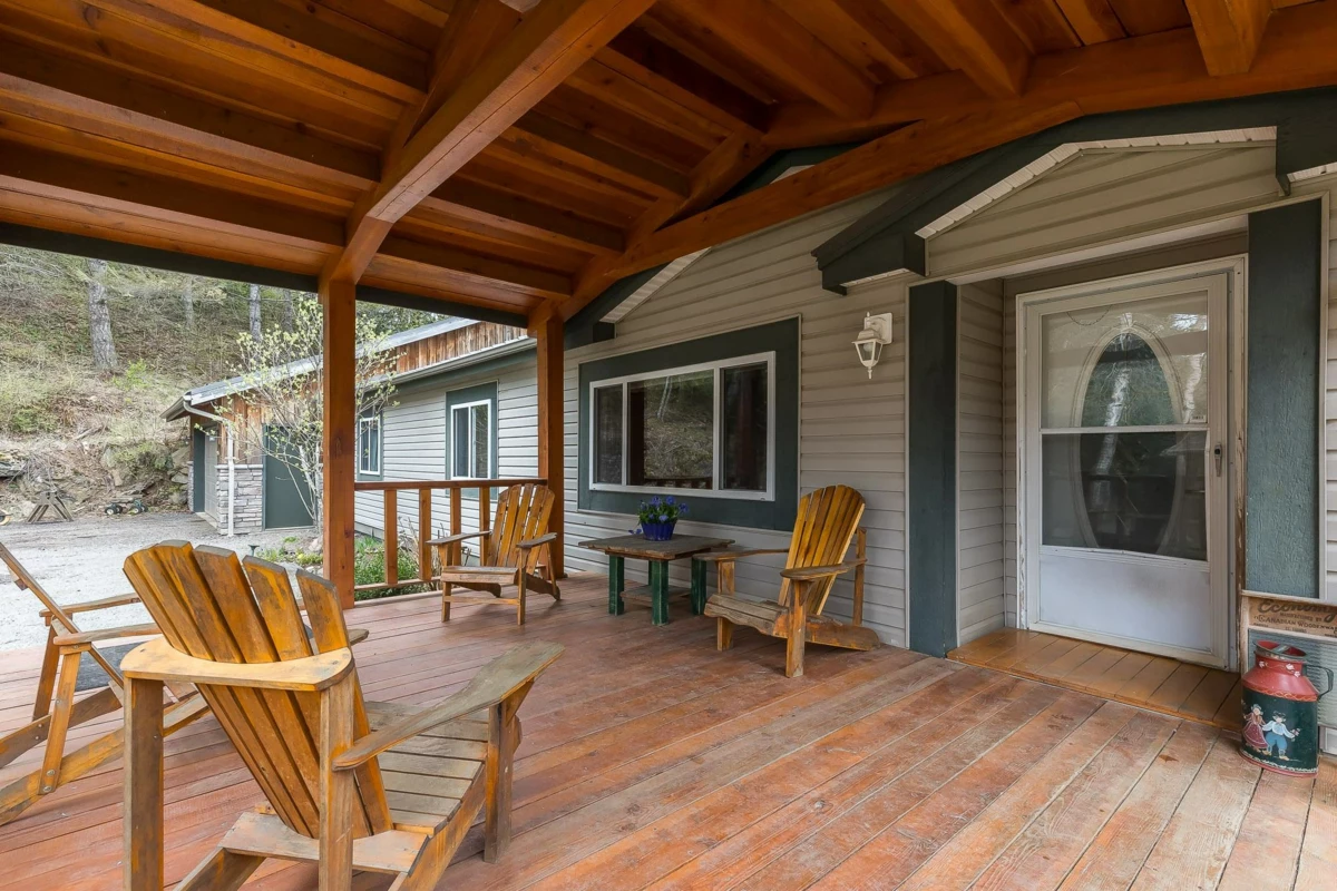 Dining Area Photo of 48522 Elk View Road, Chilliwack, BC