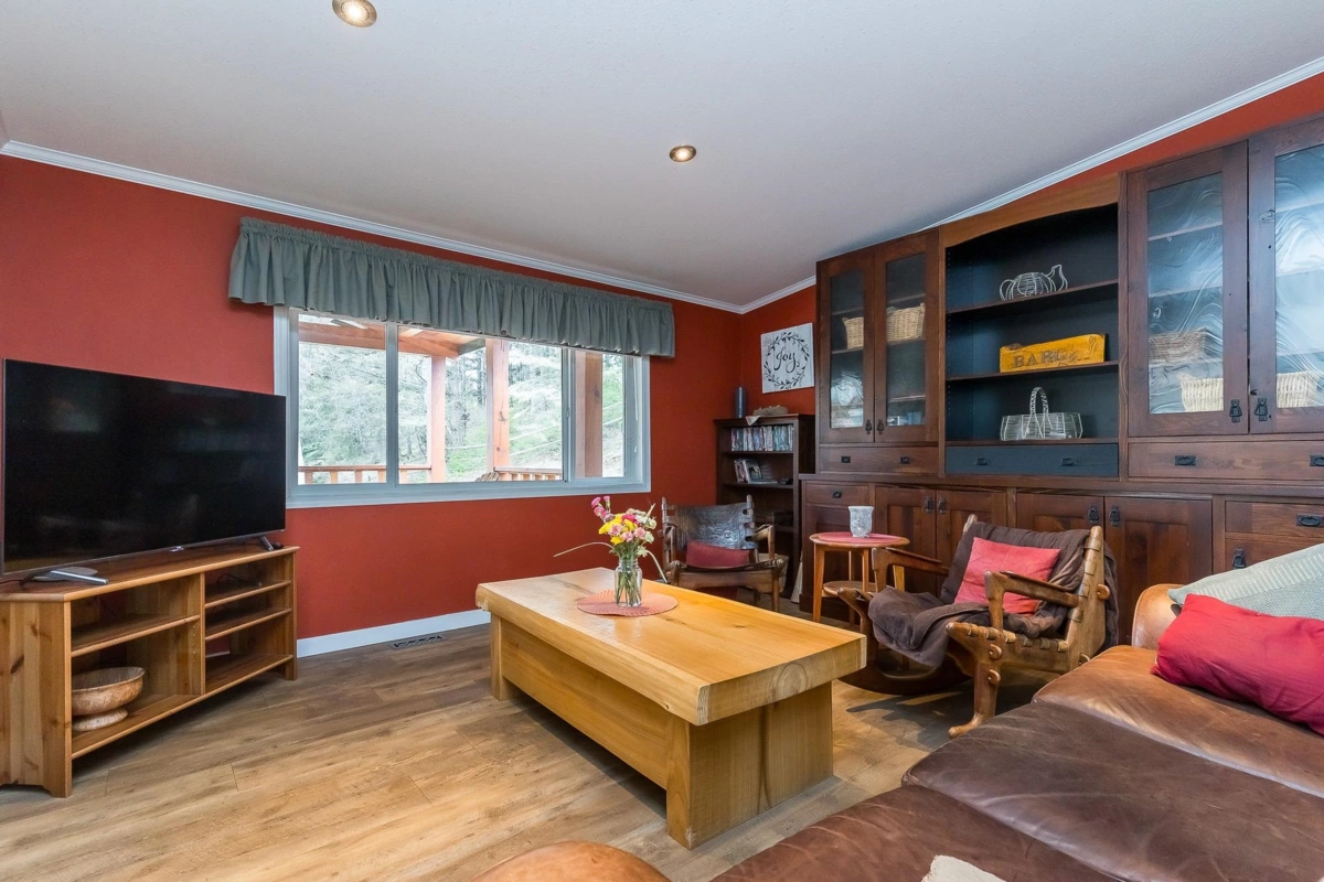 Primary Bedroom Photo of 48522 Elk View Road, Chilliwack, BC