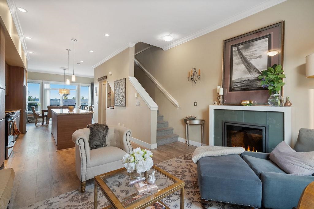 Dining Area Photo of 26 2955 156 Street, Surrey, BC
