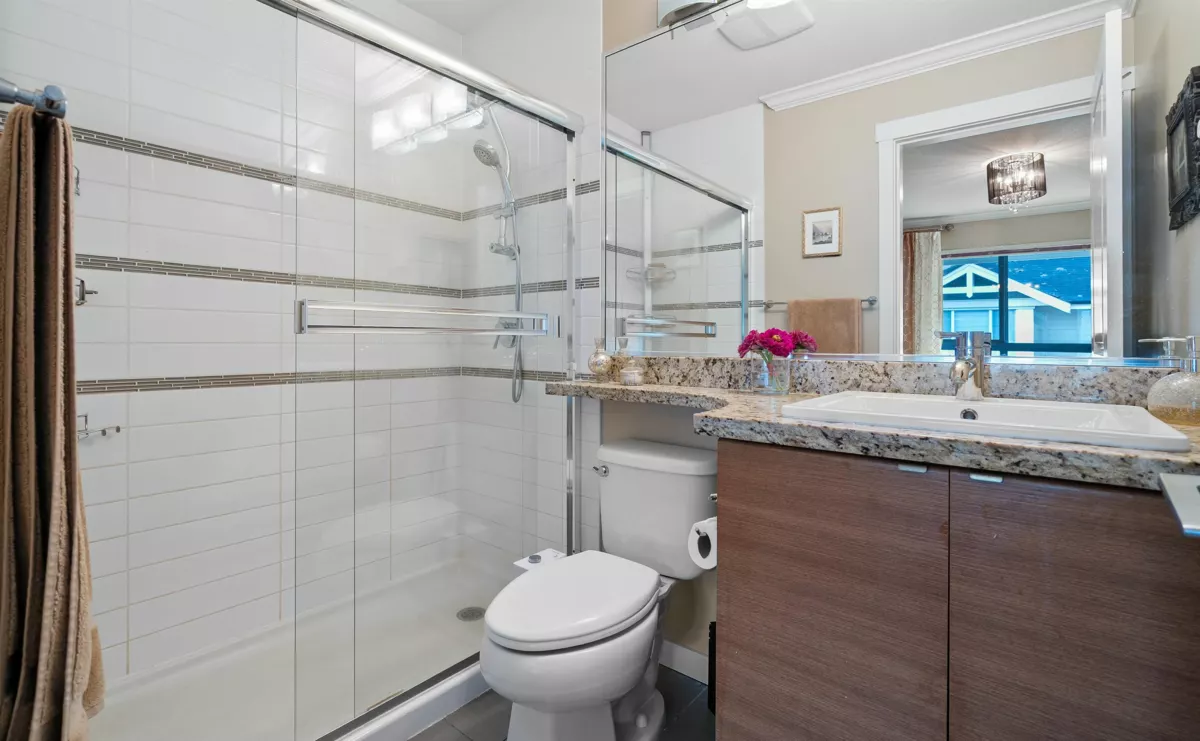 Guest Bathroom Photo of 26 2955 156 Street, Surrey, BC