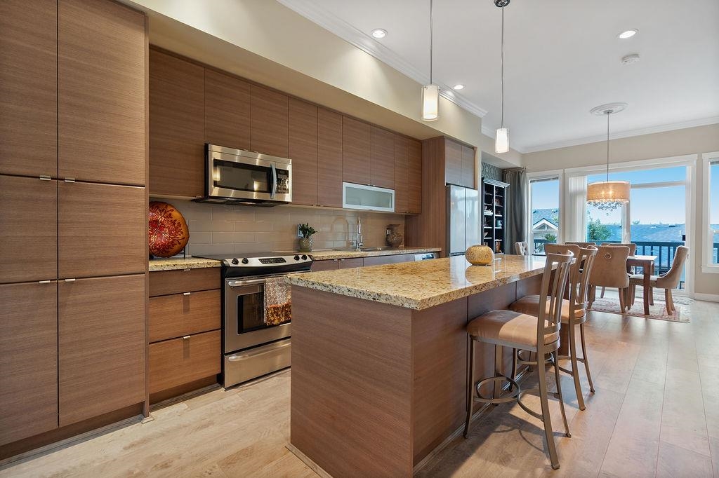 Kitchen Island Photo of 26 2955 156 Street, Surrey, BC