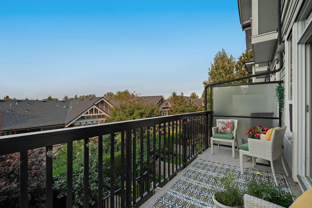 Laundry Room Photo of 26 2955 156 Street, Surrey, BC