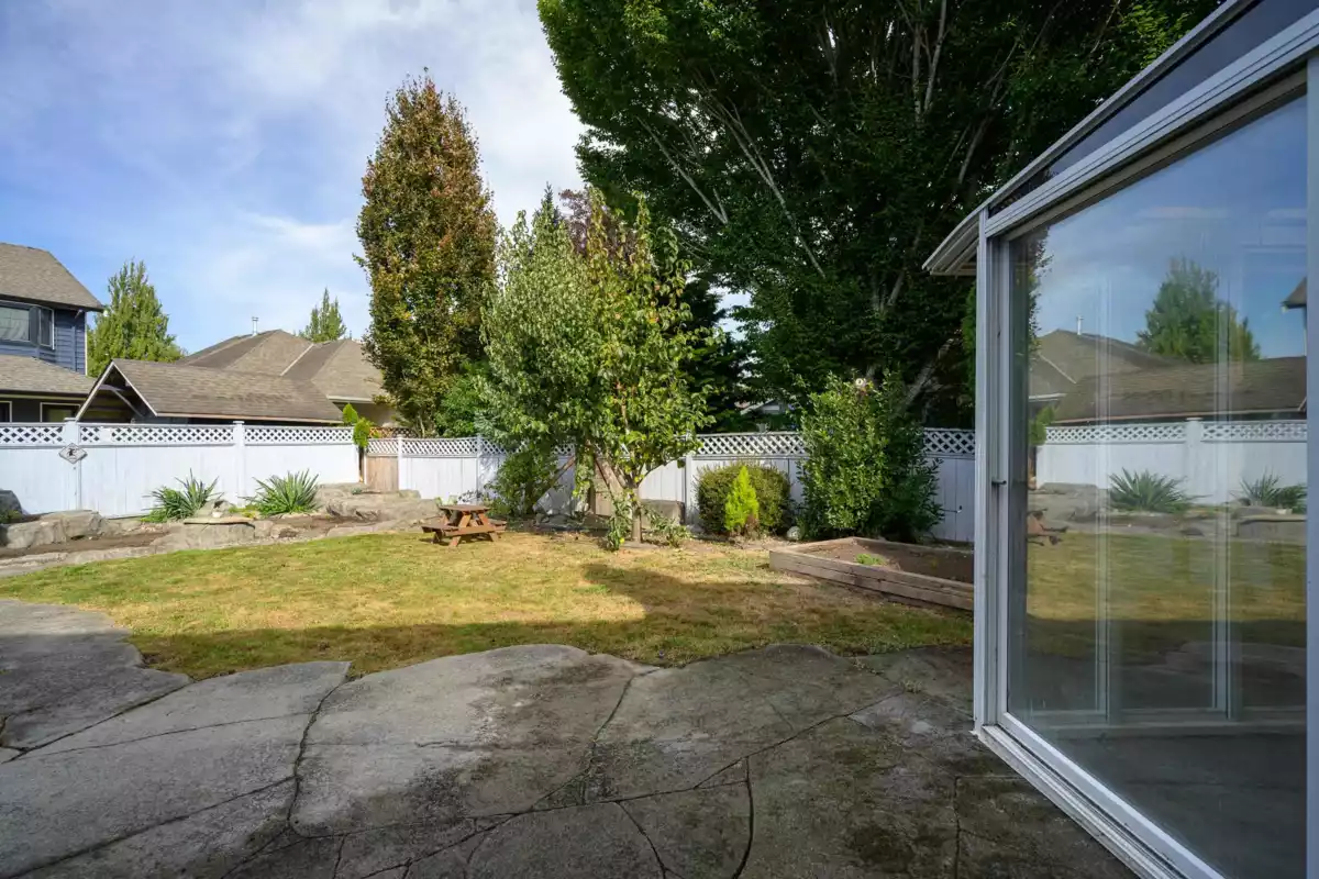 Front Yard Photo of 4430 50a Street, Delta, BC