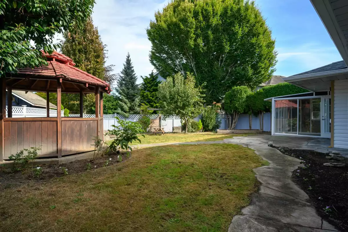 Outdoor Deck Photo of 4430 50a Street, Delta, BC