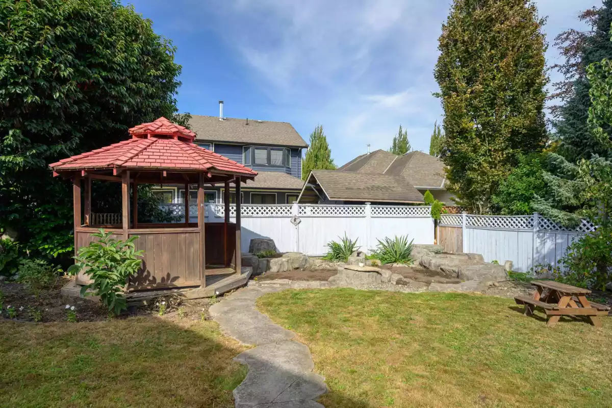 Outdoor Kitchen Photo of 4430 50a Street, Delta, BC