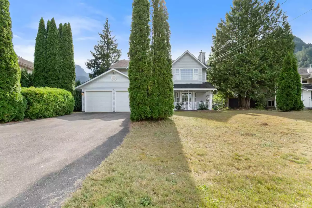 Fitness Center Photo Near 63740 Rosewood Avenue, Hope, BC