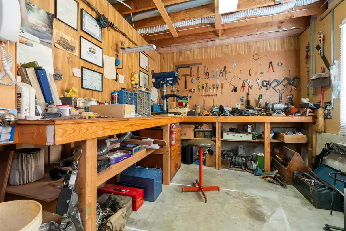 Front Yard Photo of 63740 Rosewood Avenue, Hope, BC