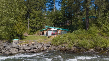 Basement Recreation Room Photo of 1201 Cheakamus Lake Road, Whistler, BC