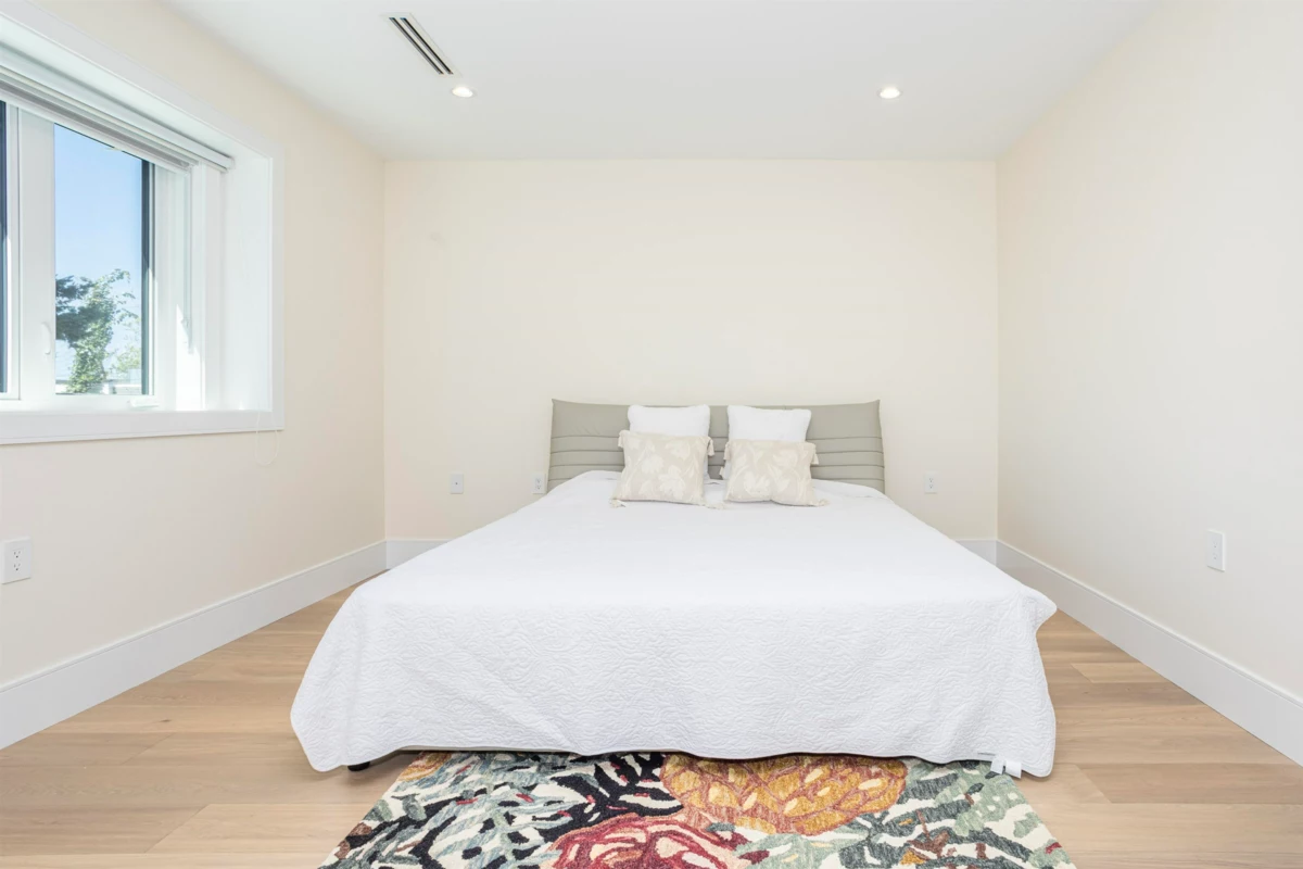 Bedroom 4 Photo of 1470 W 57th Avenue, Vancouver, BC