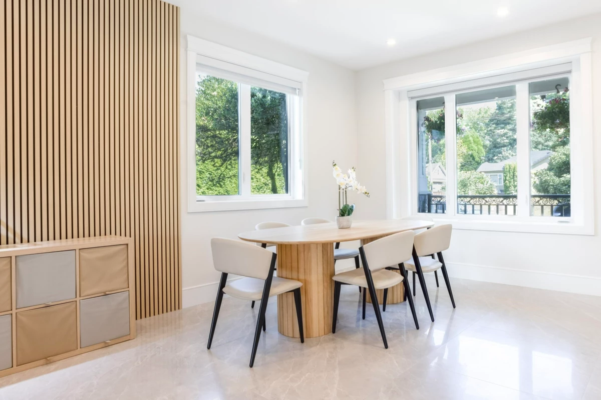 Dining Area Photo of 1470 W 57th Avenue, Vancouver, BC
